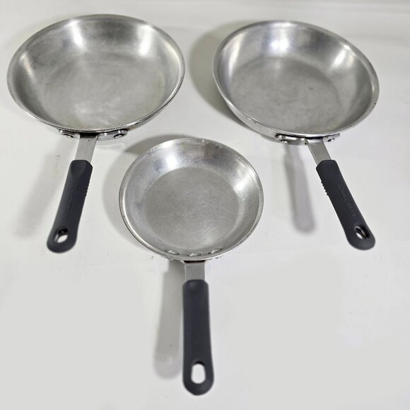 Eagleware 3 Professional Saute Chef Pans Silicone Handles Skillets 2- 10" 1-7.5" - Picture 1 of 9